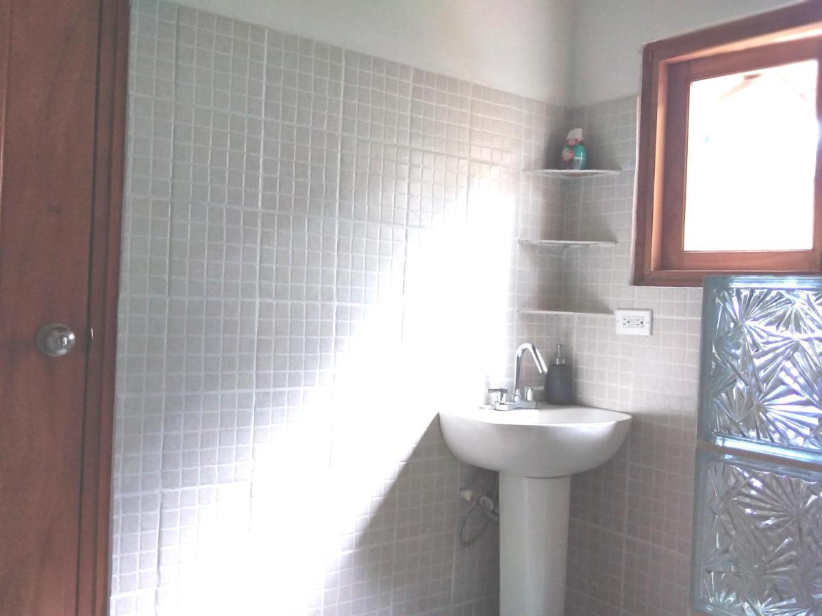 Bed & Breakfast T.T Río Hato エクステリア 写真