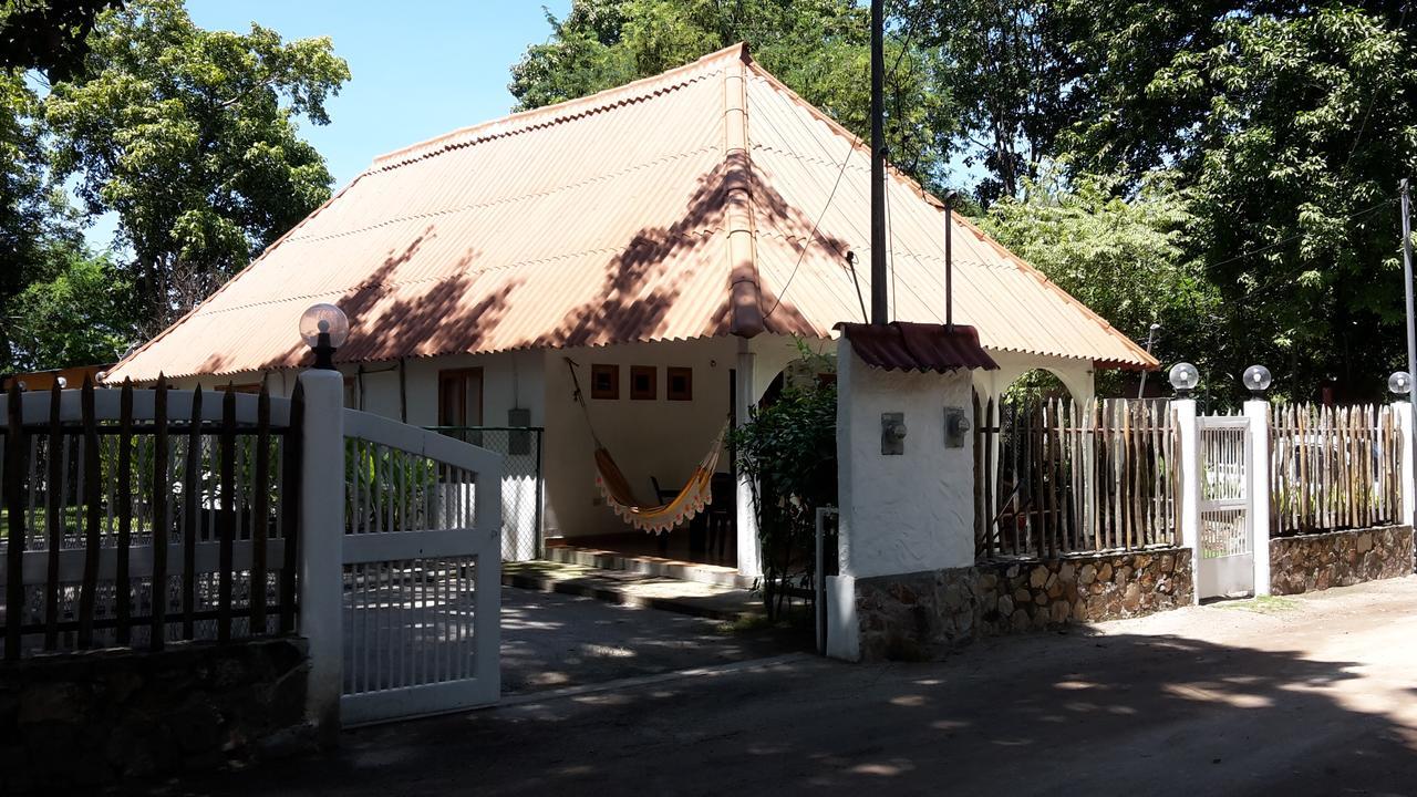Bed & Breakfast T.T Río Hato エクステリア 写真